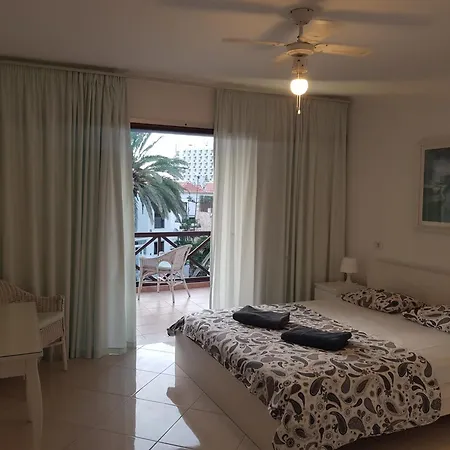 Paraiso Royal X Apartmán *